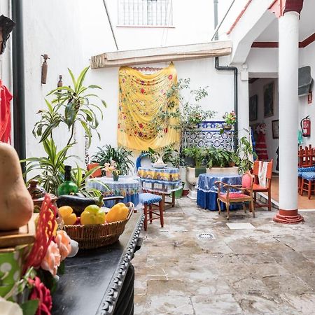 Hostel Patio 19 มาลากา ภายนอก รูปภาพ