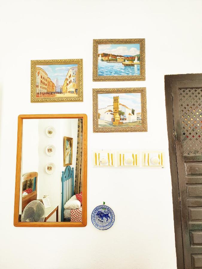 Hostel Patio 19 มาลากา ภายนอก รูปภาพ